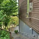 Romantic And Cosy With View In Eifel Region Мерфельд