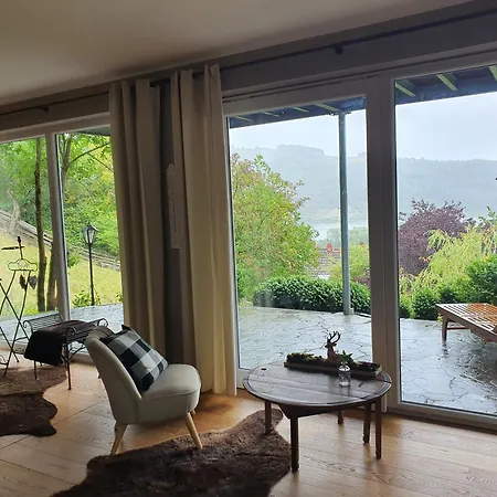Romantic And Cosy With View In Eifel Region 公寓 *
