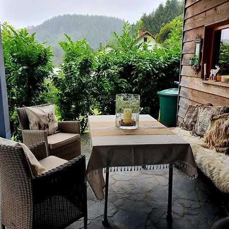 Romantic And Cosy With View In Eifel Region Мерфельд