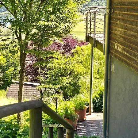 Romantic And Cosy With View In Eifel Region شقة