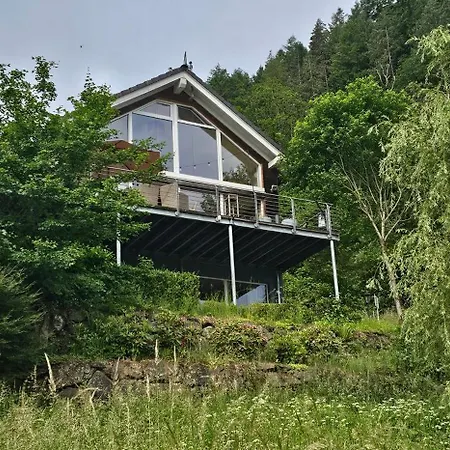 Romantic And Cosy With View In Eifel Region شقة